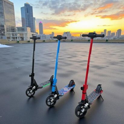 صورة سكوتر خفيف الوزن للأطفال والشباب